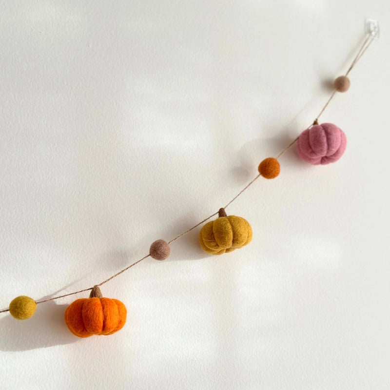 Felt Pumpkin Garland 2