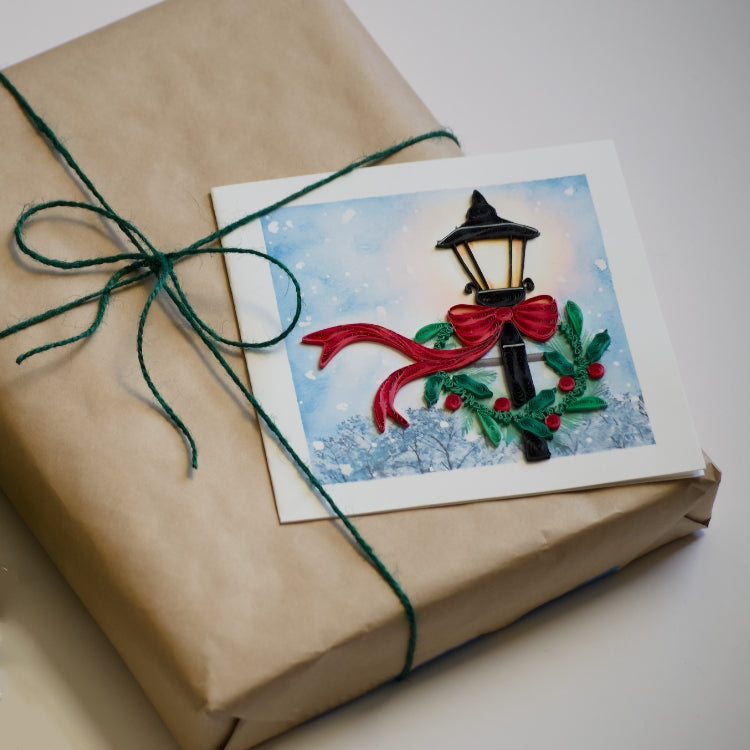 Holiday Lamp Post Quilling Card