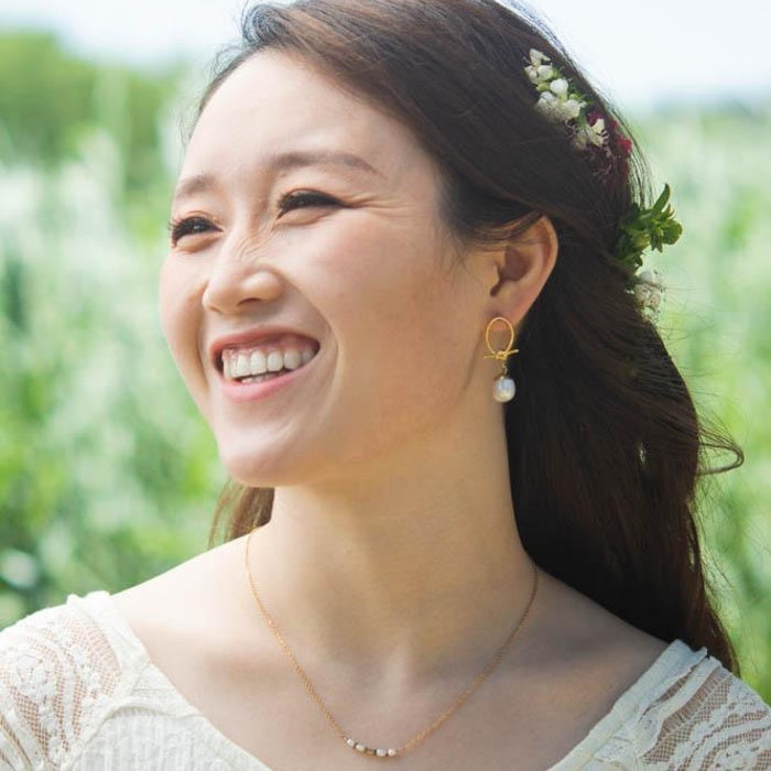 Pretty-in Pearl Earrings model