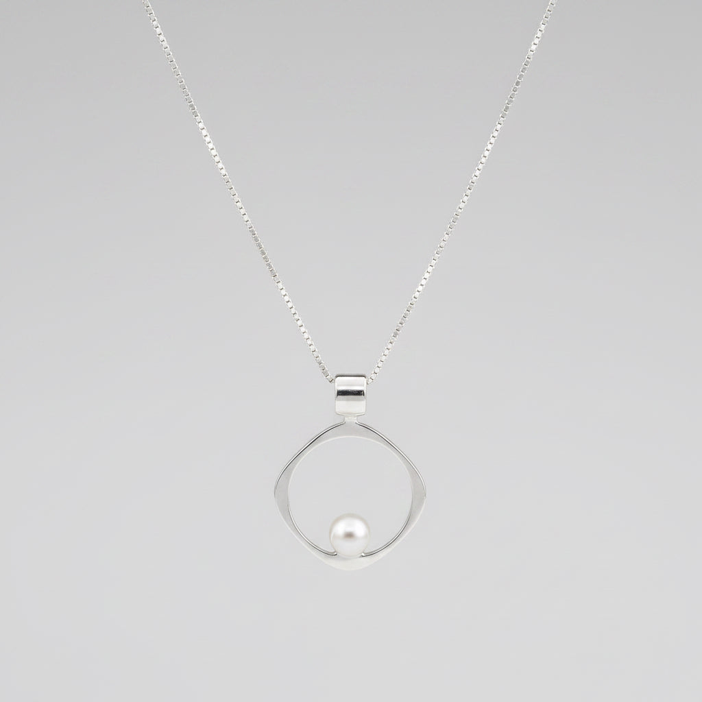 Wholeness Pearl Necklace