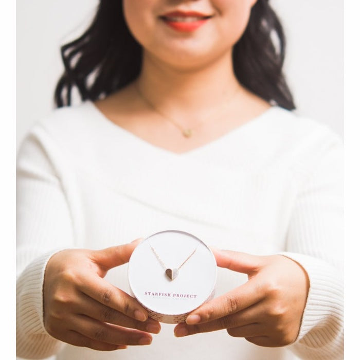 give hope heart necklace 3