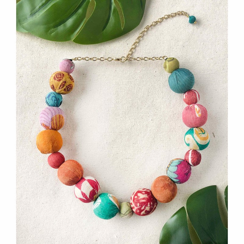 kantha bauble collar necklace styled