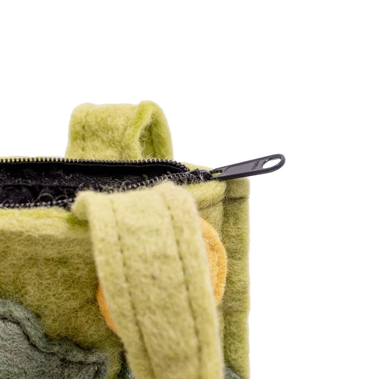 rainforest felt puppet bag 1