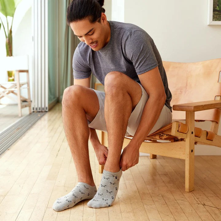 Conscious Step ankle socks featuring a cat rescue design, made to support animal welfare with soft, comfortable fabric.