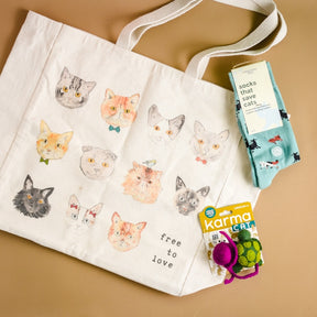 Cat Lover’s Paw-some Gift Set