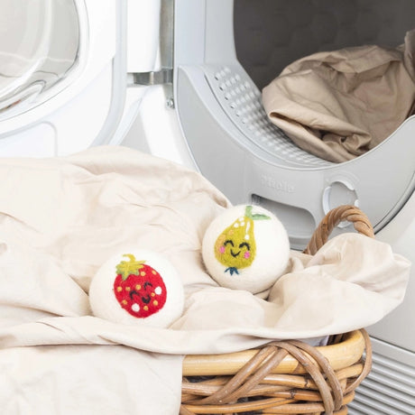 Eco Wool Dryer Ball - Strawberry