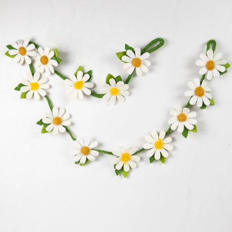 Felt Daisy Garland