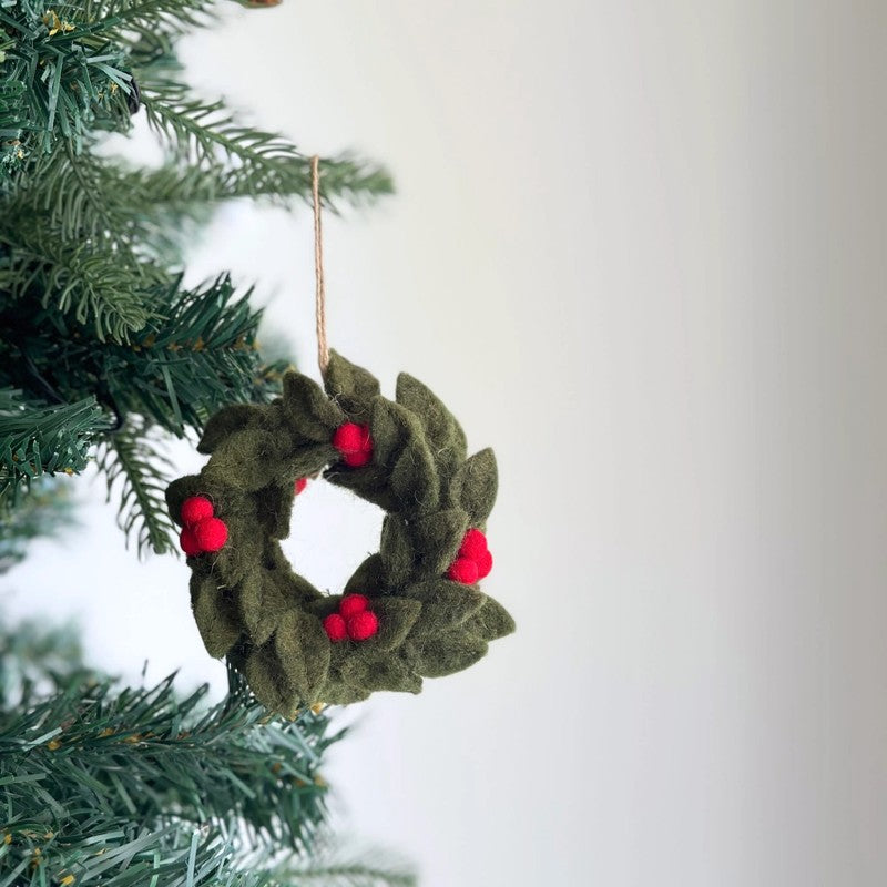 Felt Ornament Mini Holly Wreath 4"