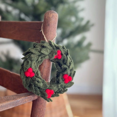 Felt Ornament Mini Holly Wreath 4"