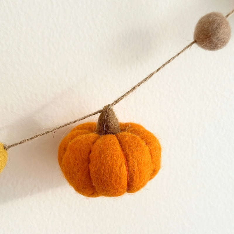 Felt Pumpkin Garland 4