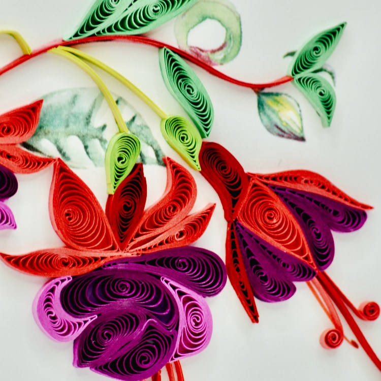 Fuchsia quilling card Close Up