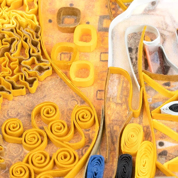 Lady in Gold Art Quilling Card
