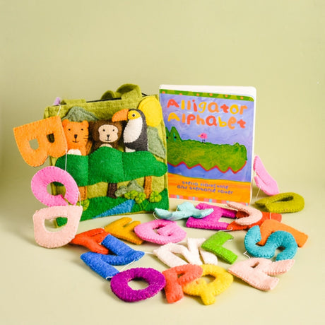 Little Alphabet Explorer Gift Set