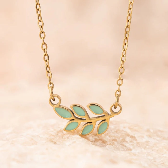 Rowen leaf necklace mint 4