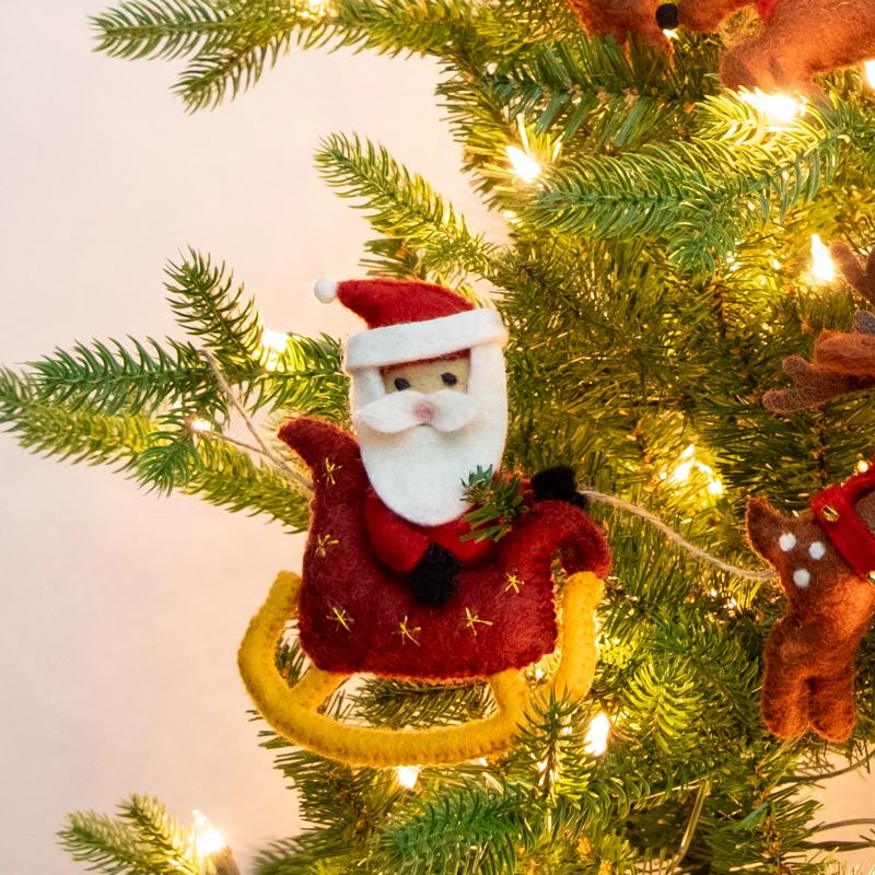 Santa with Sleigh and Eight Reindeer Garland