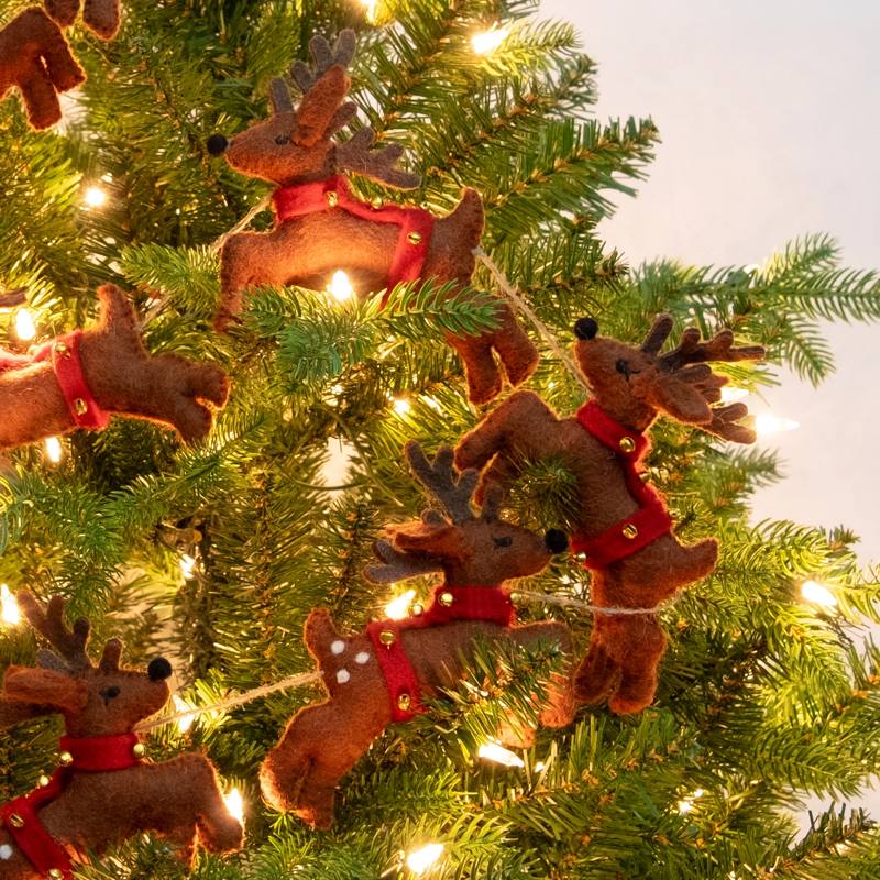 Santa with Sleigh and Eight Reindeer Garland