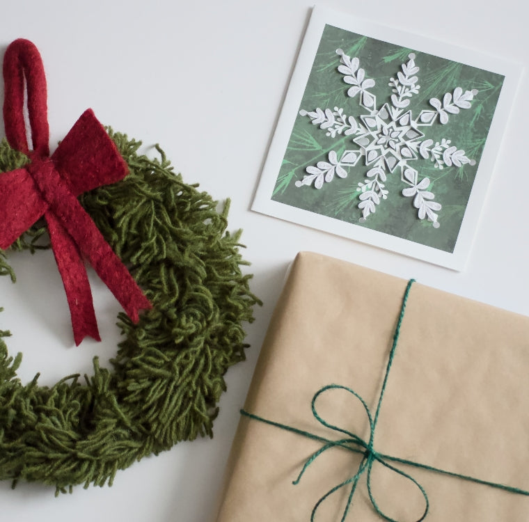 Snowflake on Pine Quilling Card