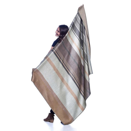 alpaca throw vintage pearl 1