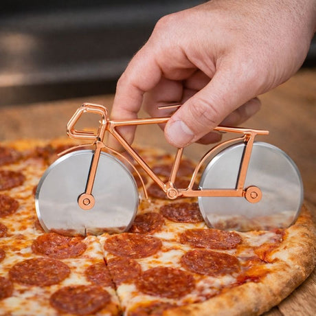 bike pizza cutter man model