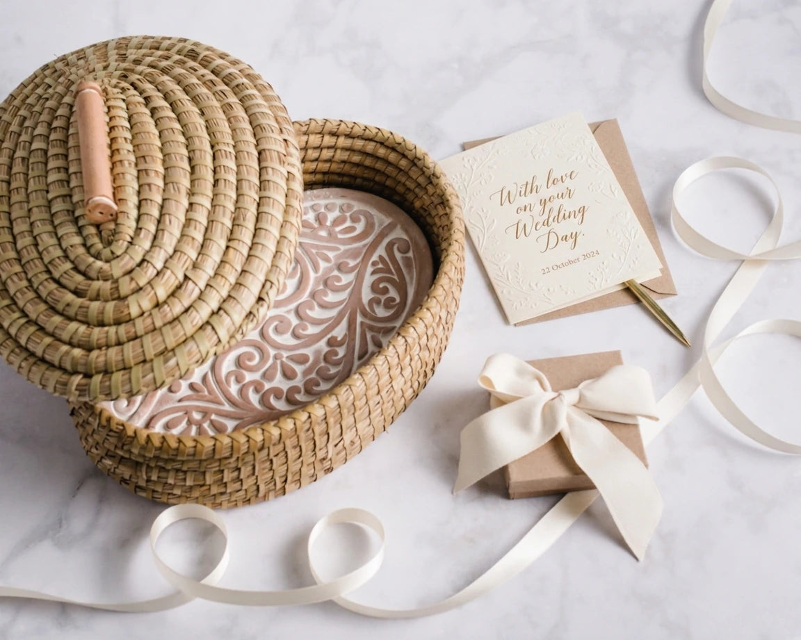 Curly Fern Bread Warmer Basket with Lid