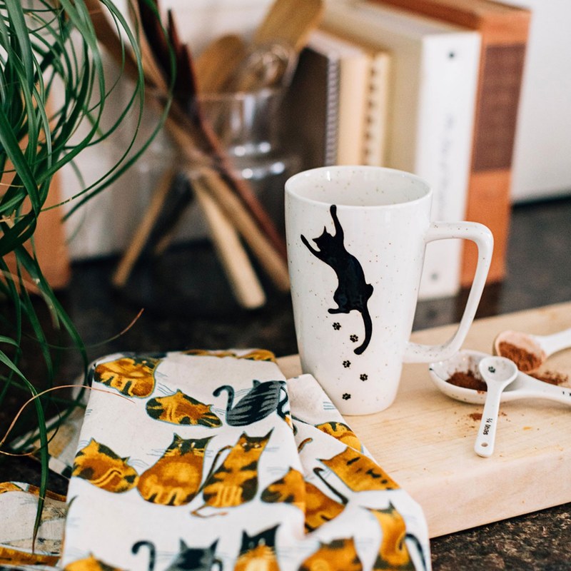 cat paw print mug styled 1