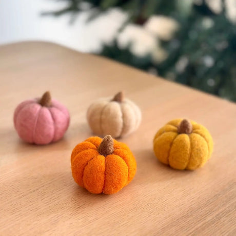 felt mini pumpkins
