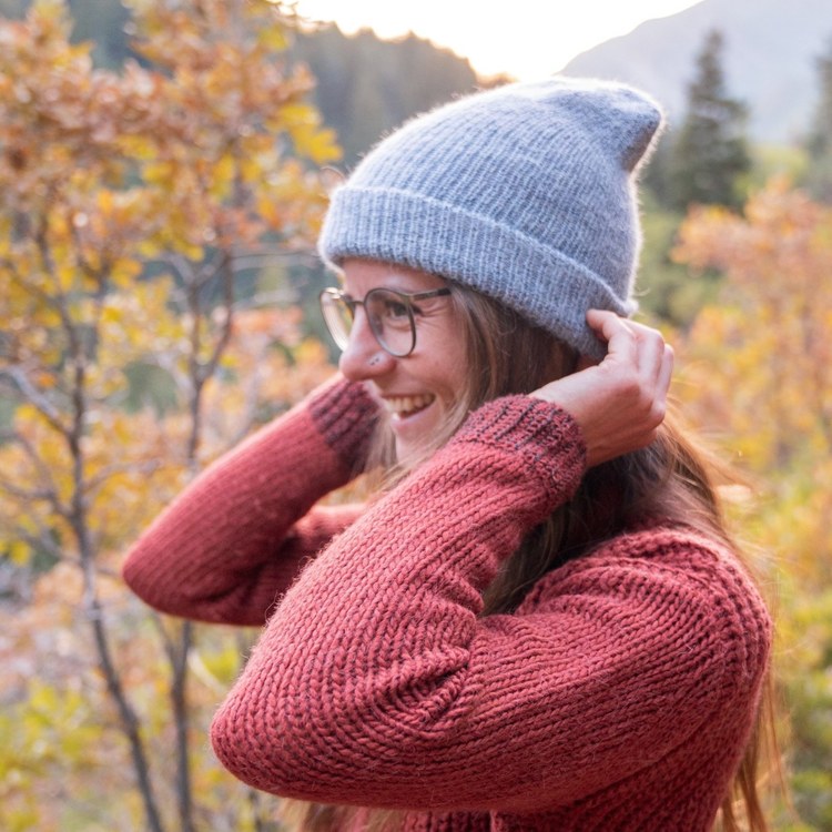 milkshake hat powder blue model 1