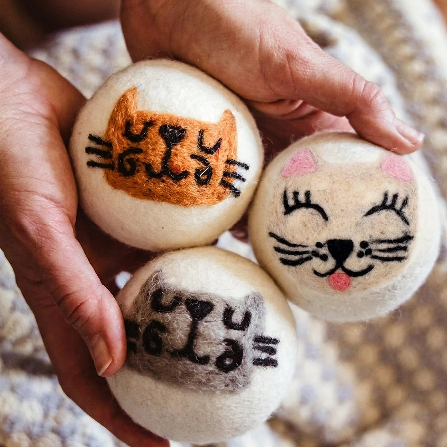 Eco Wool Dryer Ball - Grey Cat
